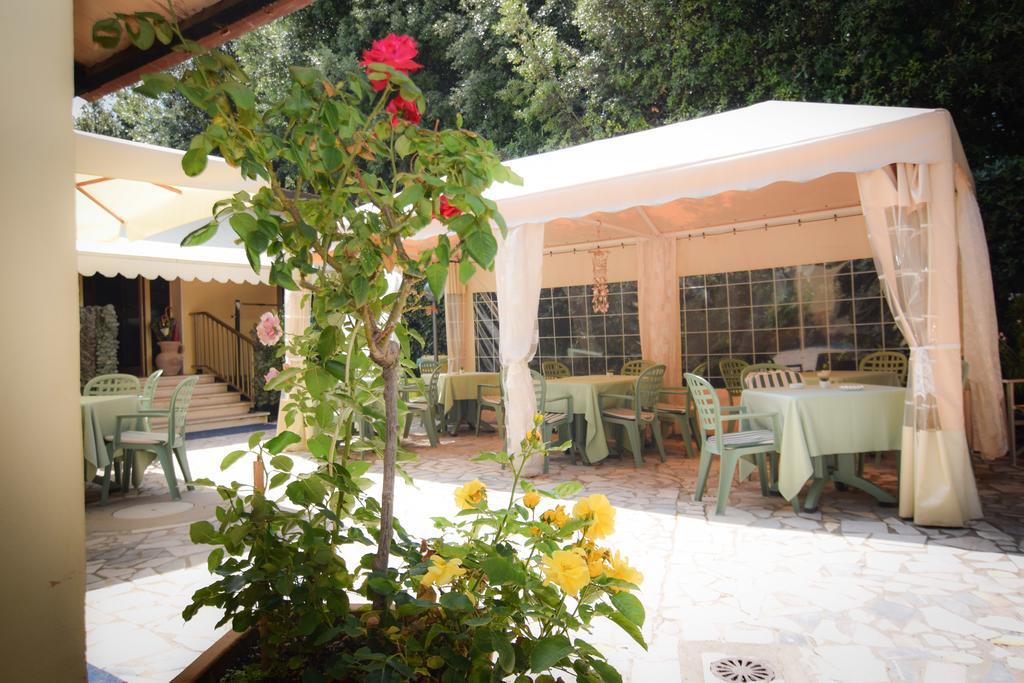 Hotel Villa Denia San Vincenzo Exterior foto