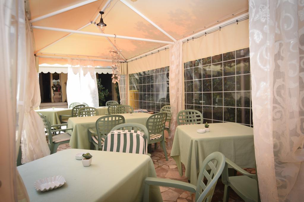 Hotel Villa Denia San Vincenzo Exterior foto