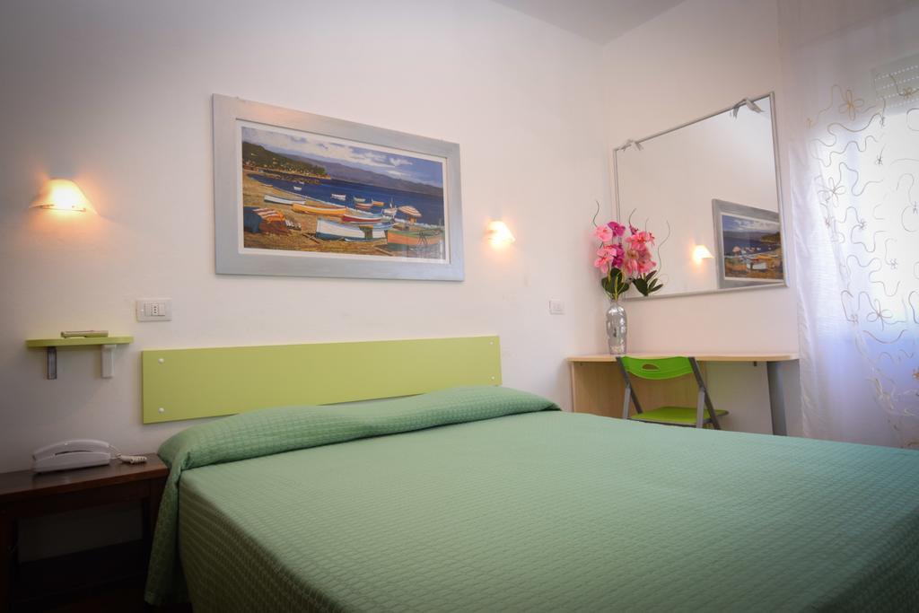 Hotel Villa Denia San Vincenzo Exterior foto