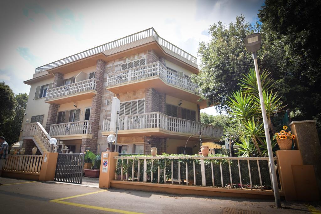 Hotel Villa Denia San Vincenzo Exterior foto